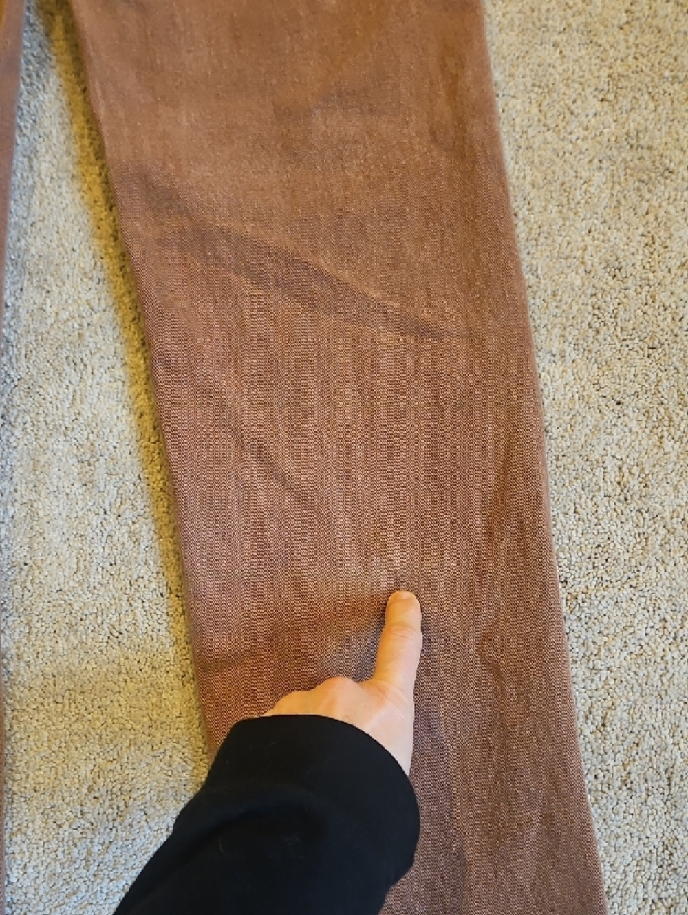 Risen Women's Brown Wide-Leg Jeans with Raw Hem - Picture 11 of 12